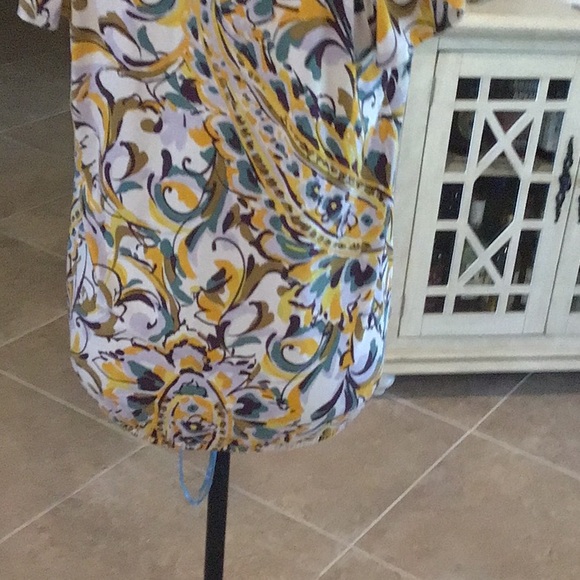 SoCa St. John flutter sleeve t, loose elastic bottom, size M - Picture 7 of 9